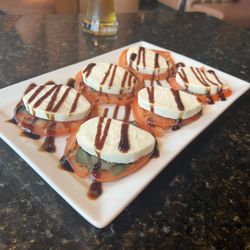 Steve's Pizza Palace - Caprese Salad