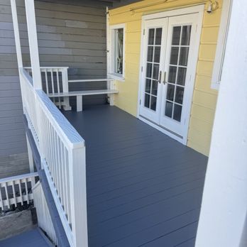 Simon Painting - Tenants (bottom) deck - Painters Near Me Simon Painting - Tenants (bottom) deck - Painters Near Me