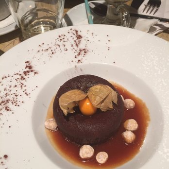 Le General - molten chocolate cake.. absolutely delicious!! - Brasseries Near Me - Paris, 75 Le General - molten chocolate cake.. absolutely delicious!! - Brasseries Near Me - Paris, 75
