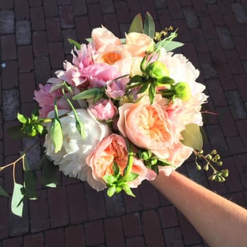 Cupertino Florist - My beautiful bouquets with dahlias, peonies, garden roses, and eucalyptus. - Florists Near Me - San Jose, California Cupertino Florist - My beautiful bouquets with dahlias, peonies, garden roses, and eucalyptus. - Florists Near Me - San Jose, California
