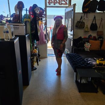 Heavenly Grace Thrifty Store - Thrift Stores Near Me - Phoenix, Arizona