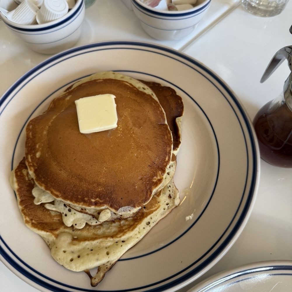 Norm's Diner - Pancakes - Diners Near Me - Detroit, Michigan Norm's Diner - Pancakes - Diners Near Me - Detroit, Michigan