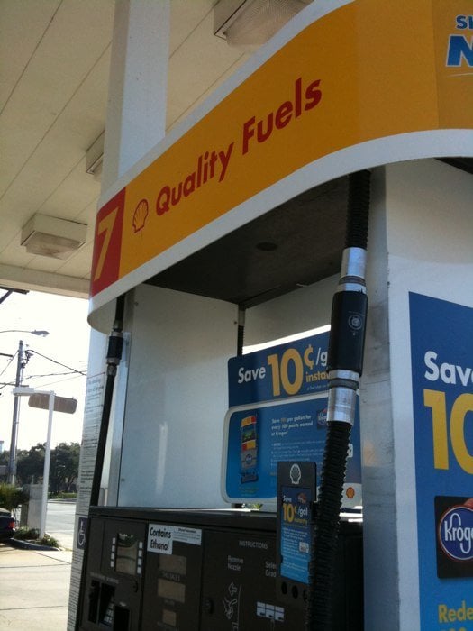 SHELL SERVICE STATIONS Updated July 2024 2706 W Sam Houston Pkwy S