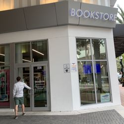 Bookstore1Sarasota