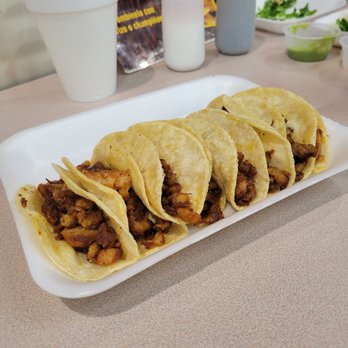 Los Tragones Grill - Tacos al pastor - Mexican Near Me - El Paso, Texas