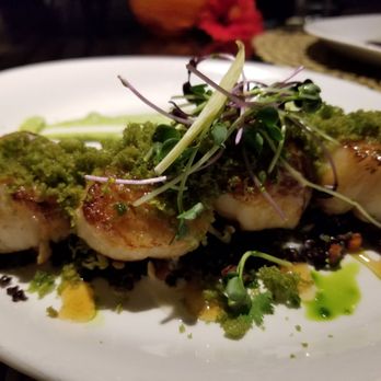 RumFire Poipu Beach - Scallops... excellent - Seafood Near Me - Koloa, Hawaii