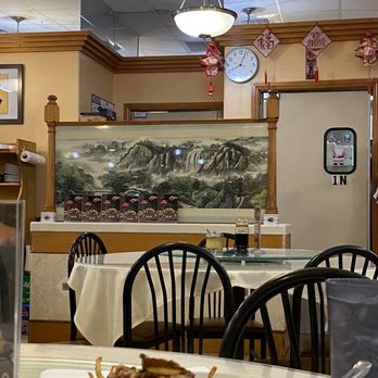 Kunia Chinese Restaurant - Front of house - Chinese Near Me - Waipahu, Hawaii Kunia Chinese Restaurant - Front of house - Chinese Near Me - Waipahu, Hawaii
