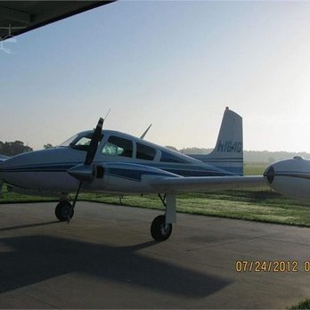 Oakland Flyers - this is an airplane i use to fly with a friend yrs ago.(similar cessna 310 59D model) - Flight Instruction Near Me - Oakland, California