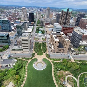 Gateway Arch - Landmarks & Historical Buildings Near Me - St. Louis, Missouri