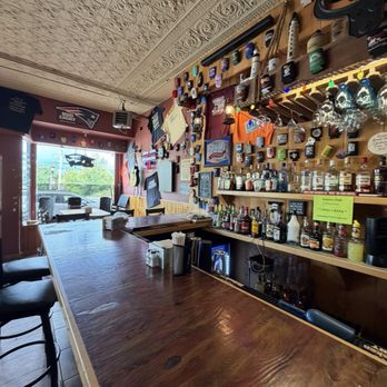 Karen's Main Street Diner - Diners Near Me - Calais, Maine