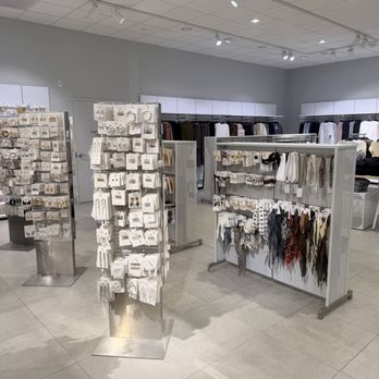 H&M - Women's Clothing Near Me - Kansas City, Kansas H&M - Women's Clothing Near Me - Kansas City, Kansas