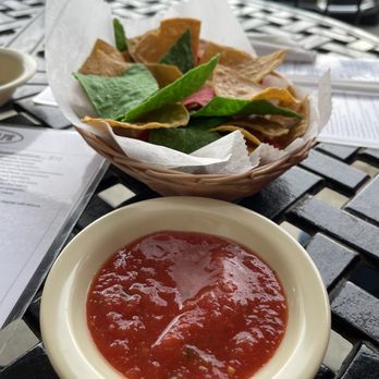 El Zarape - Chips and salsa - Mexican Near Me - Bowling Green, Ohio