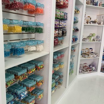 Main Street Candy Bar - Candy Stores Near Me - Lake Elsinore, California