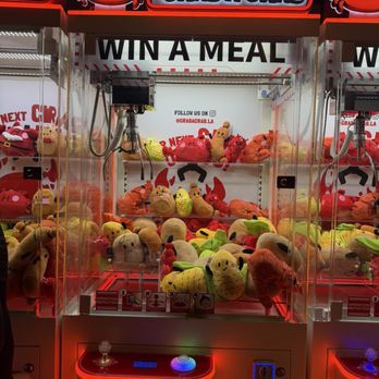 Grab A Crab - Claw machine - Seafood Near Me - Baldwin Park, California