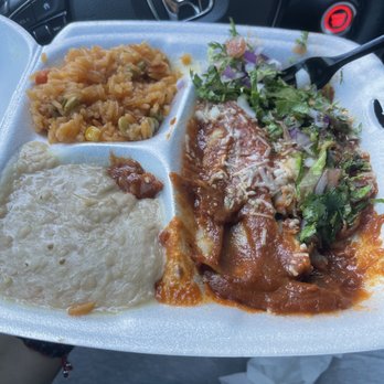 Borreguitas Bar Express - Enchiladas with Mushroom and Spinach Lunch - Mexican Near Me - Pomona, California