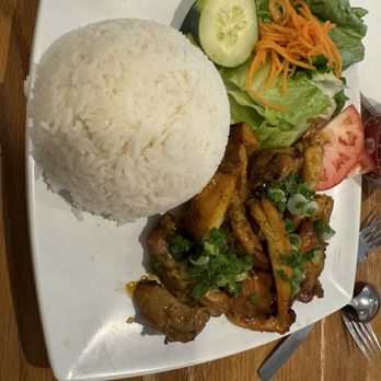 Pho 24 - Lemon chicken with rice - Vietnamese Near Me - Annandale, Virginia