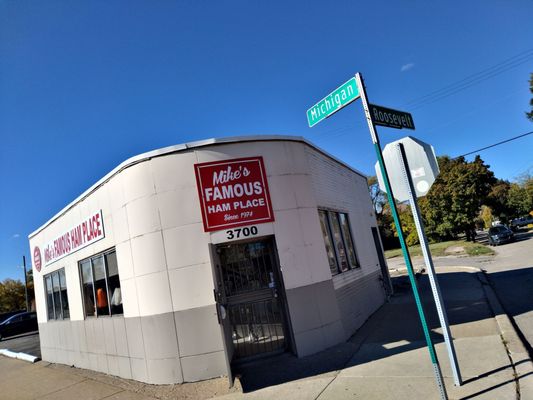 Mike's Famous Ham Place by null