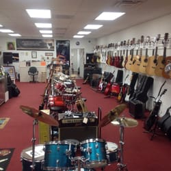 Greenfield Music and Amps - Plenty to choose from
