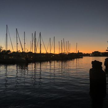 PCK Nautical - Returning to harbout - Boat Charters Near Me - Honolulu, Hawaii