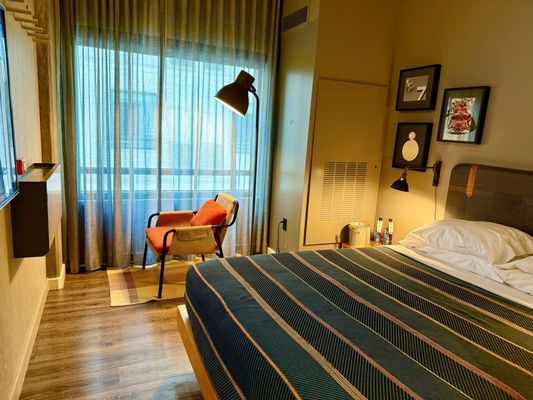 Moxy San Diego Downtown/Gaslamp Quarter by null