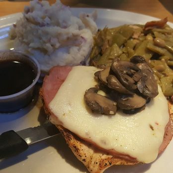 JB's Pour House - Chicken dinner with mashed potatoes and green beans. - New American Near Me - Hermitage, Tennessee JB's Pour House - Chicken dinner with mashed potatoes and green beans. - New American Near Me - Hermitage, Tennessee