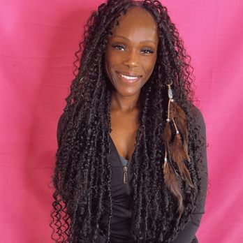 Loc'd Tite - Style: Trini Locs 
Stylist: Alicia Hendricks
Instagram: @locd_tite - Hair Stylists Near Me