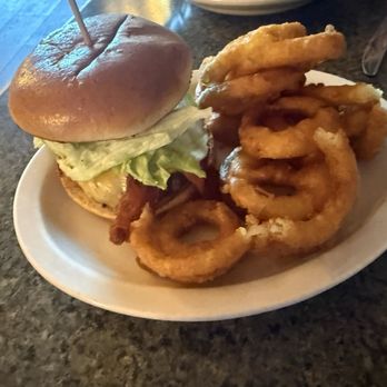 Longfellow's Pub - Angus burger with bacon and cheese added. With onion rings. Very good - Pubs Near Me - West Yarmouth, Massachusetts Longfellow's Pub - Angus burger with bacon and cheese added. With onion rings. Very good - Pubs Near Me - West Yarmouth, Massachusetts