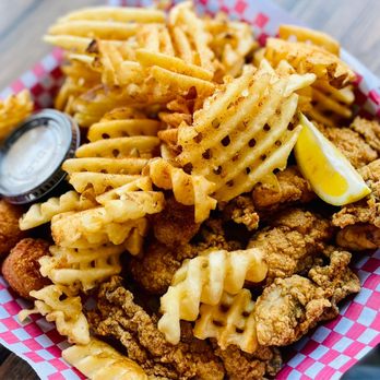 Uncle T's Oyster Bar - fried fish and fries - Bars Near Me - Scott, Louisiana Uncle T's Oyster Bar - fried fish and fries - Bars Near Me - Scott, Louisiana