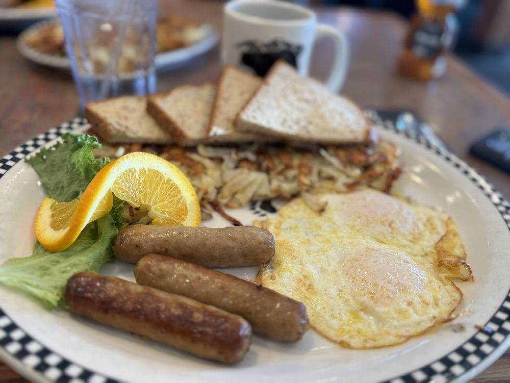 Black Bear Diner Las Vegas – S. Las Vegas Blvd - Photo 3