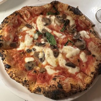 Napizza - Pizza Margherita - Pizza Near Me - San Francisco, California Napizza - Pizza Margherita - Pizza Near Me - San Francisco, California