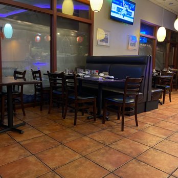 Sumo Sushi - More dirty tables - Japanese Near Me - Roseville, California Sumo Sushi - More dirty tables - Japanese Near Me - Roseville, California