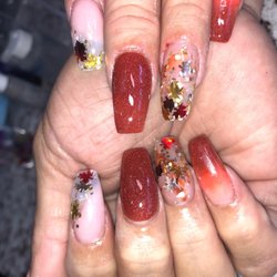 Lotus Hair And Nails