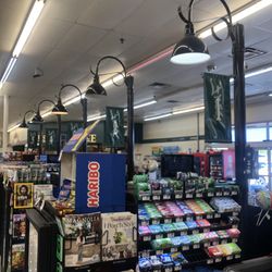 Ramey Supermarket - Super nice
