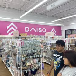 Daiso - Inside