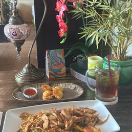 Eastern chicken with teriyaki noodles Cheese Wonton
