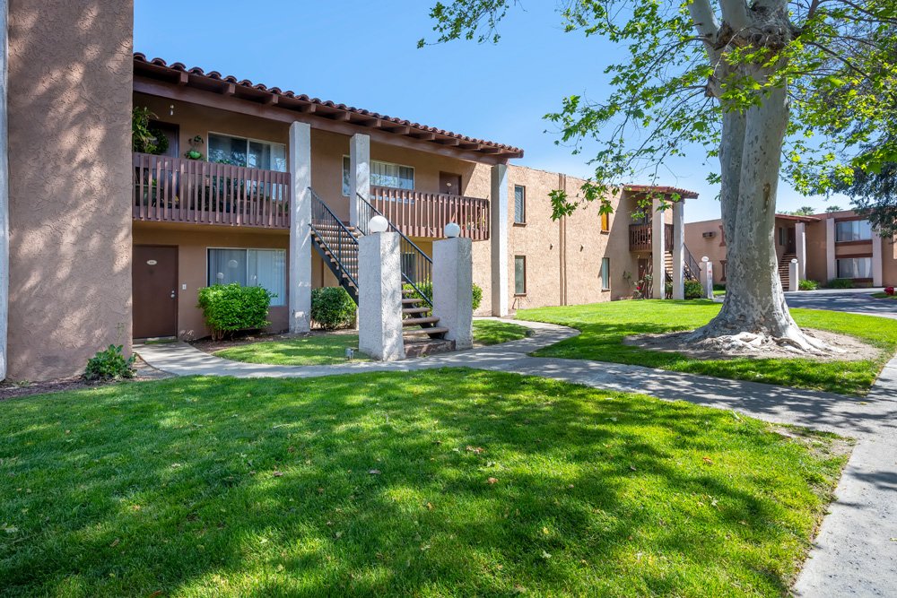 NEWHOPE PINES APARTMENTS Updated September 2024 517 South Newhope