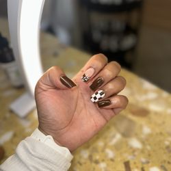 Caroline's Nails Spa