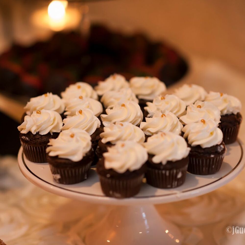 Dessert First Bakery - Chocolate Cupcakes - Bakeries Near Me - Boulder Creek, California Dessert First Bakery - Chocolate Cupcakes - Bakeries Near Me - Boulder Creek, California