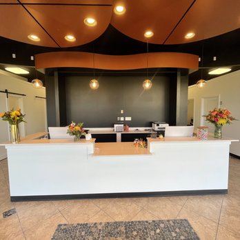 Troy Family Chiropractic + Wellness - Front Lobby - Chiropractors Near Me - Troy, Missouri Troy Family Chiropractic + Wellness - Front Lobby - Chiropractors Near Me - Troy, Missouri