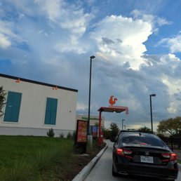 Reviews say don't go there.The drive thru is a trap. It did take about 15 mins Reviews say don't go there.The drive thru is a trap. It did take about 15 mins