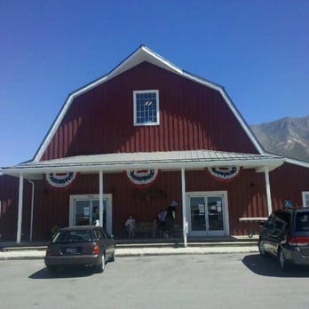 Rowley's Red Barn - Ice Cream & Frozen Yogurt Near Me - Santaquin, Utah