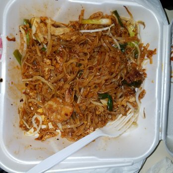 Salween Thai - Pad Thai level 10 - Thai Near Me - Omaha, Nebraska Salween Thai - Pad Thai level 10 - Thai Near Me - Omaha, Nebraska