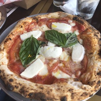 Pummarola - Midtown - Margherita Pizza - Pizza Near Me - Miami, Florida