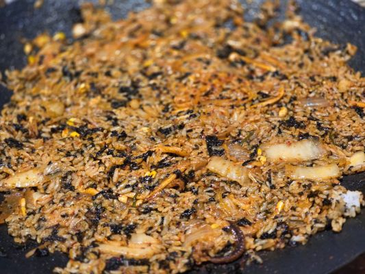 The One Jokbal 더 원 족발 by null