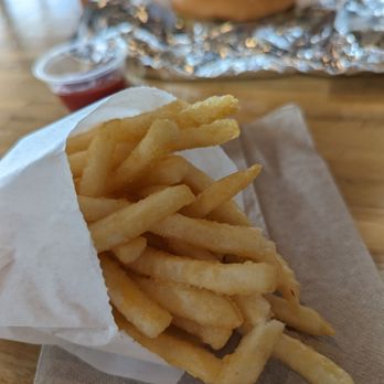Buddy's Burger - Regular fries - Burgers Near Me - Austin, Texas Buddy's Burger - Regular fries - Burgers Near Me - Austin, Texas