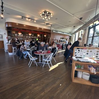 CAFE LIFT - Updated April 2024 - 1852 Photos & 1353 Reviews - 1124