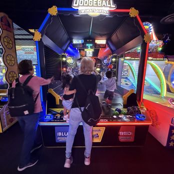 Lucky Strike Honolulu - Good time for everyone! - Arcades Near Me - Honolulu, Hawaii Lucky Strike Honolulu - Good time for everyone! - Arcades Near Me - Honolulu, Hawaii