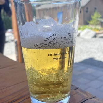 Rainier BaseCamp Bar & Grill - Draft beer - Pizza Near Me - Ashford, Washington