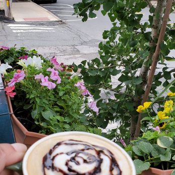 Zaruma Gold Coffee - I love having breakfast al fresco! This lavender mocha latte was perfection! - Coffee & Tea Near Me - Somerville, Massachusetts