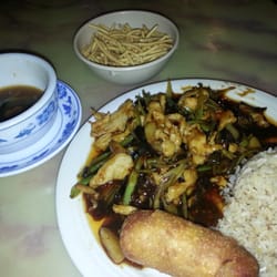 Haltom Chinese Restaurant - One of the lunch-specials.  All of this for 5.50!!